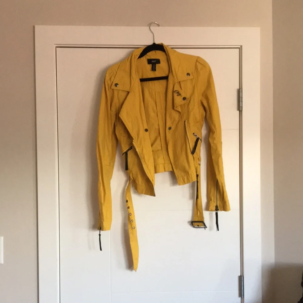 Yellow OBEY Jacket - Picture 2 of 5